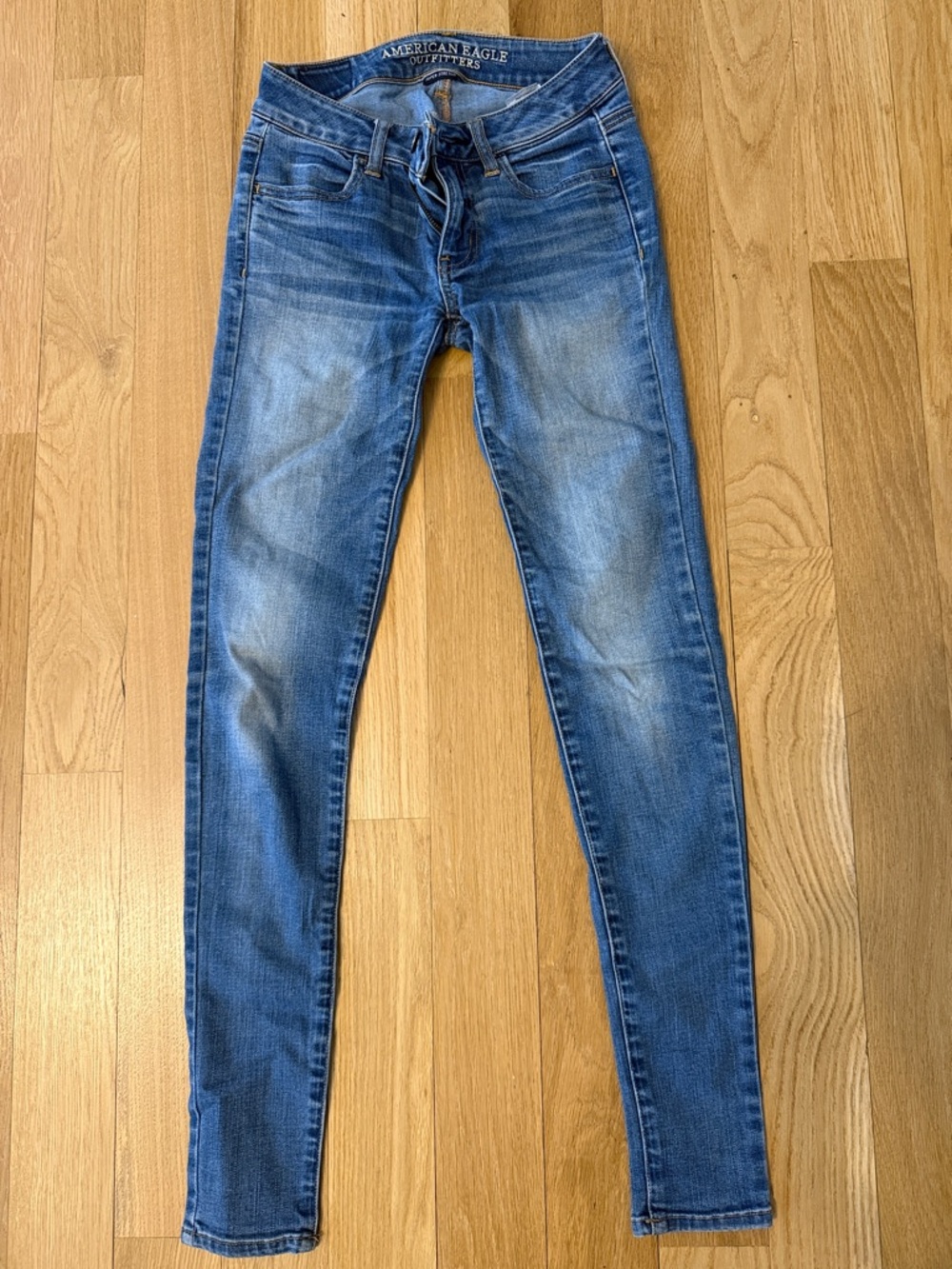 American Eagle Outfitters Medium Blue Skinny Jeans for Women